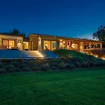 Villa Xhala