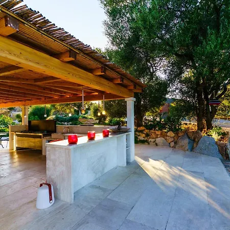 Xhala Villa Olbia
